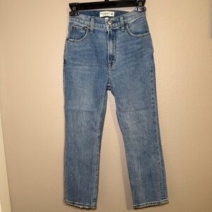 Abercrombie & Fitch Ultra High Rise Jeans